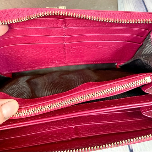 Gucci SOHO magenta pink leather wallet or crossbody with box - Picture 11 of 16